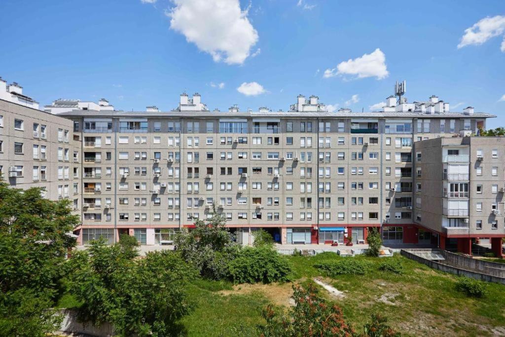 Apartment Madral Загреб Экстерьер фото