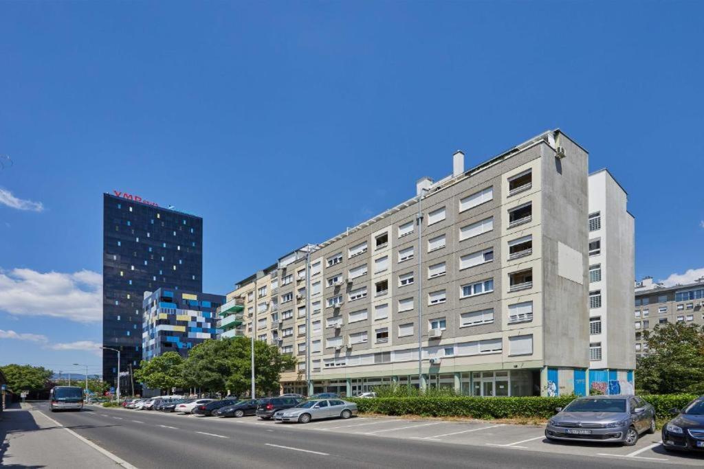 Apartment Madral Загреб Экстерьер фото
