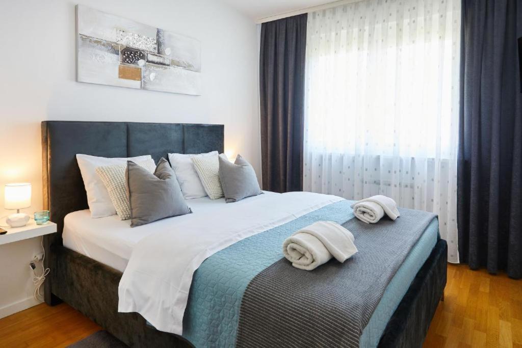 Apartment Madral Загреб Экстерьер фото